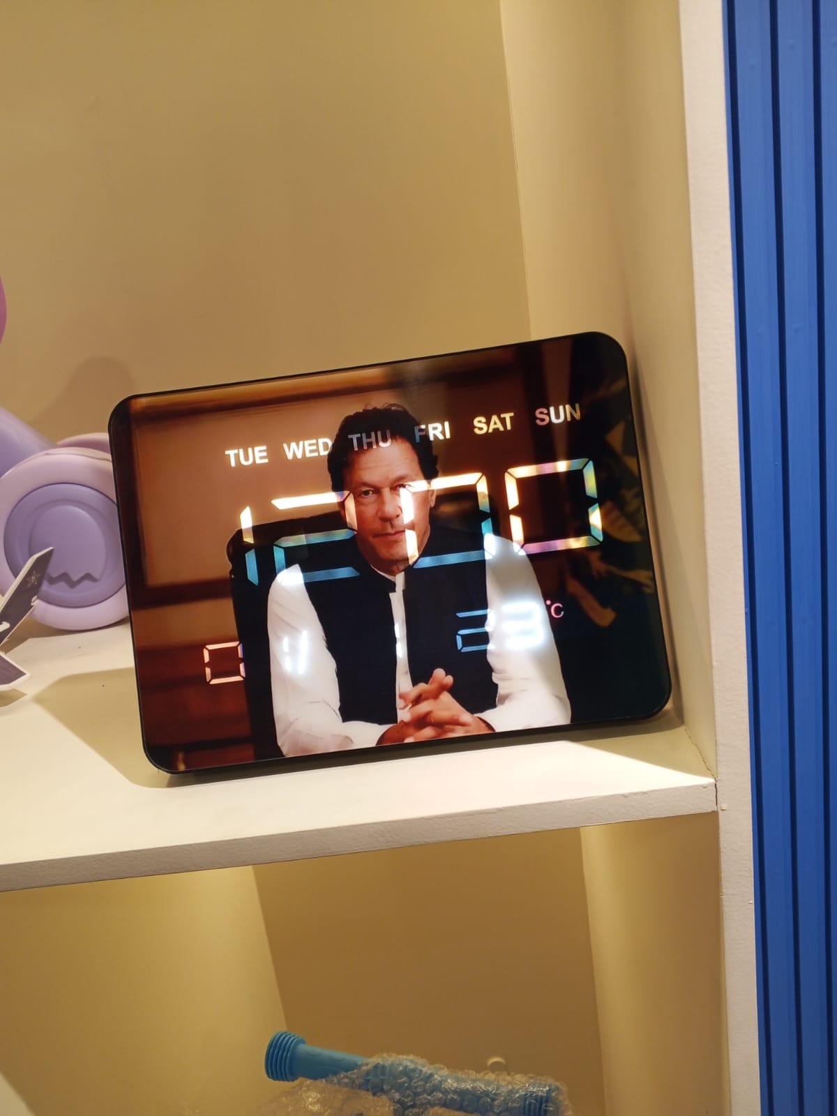 Premium LED Clock with Scenic Printed Display – Modern Digital Desk Clock