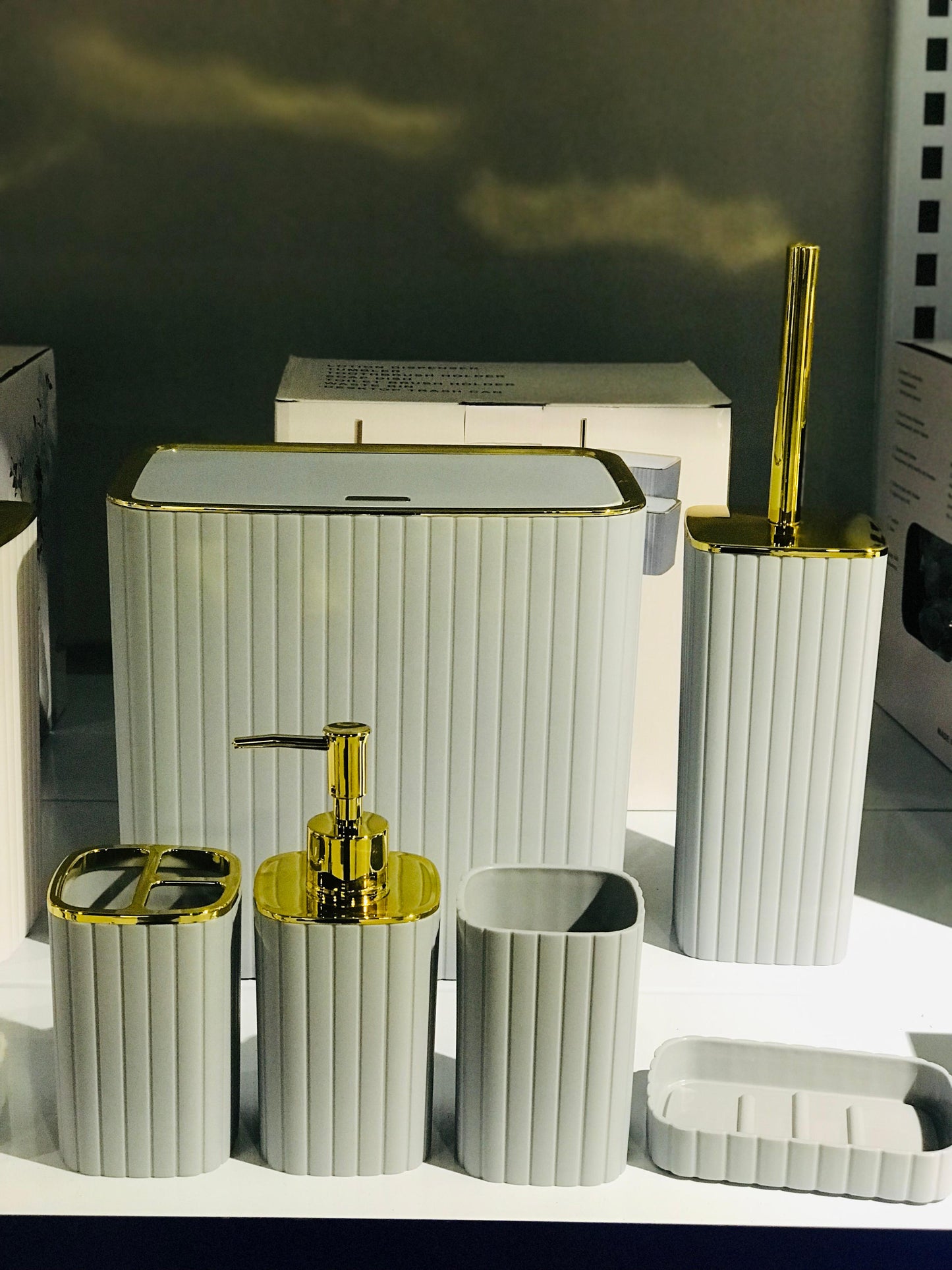 Luxury Bathroom Set – Multi Elegant Designs | Soap Dispenser, Brush Holder, Dustbin