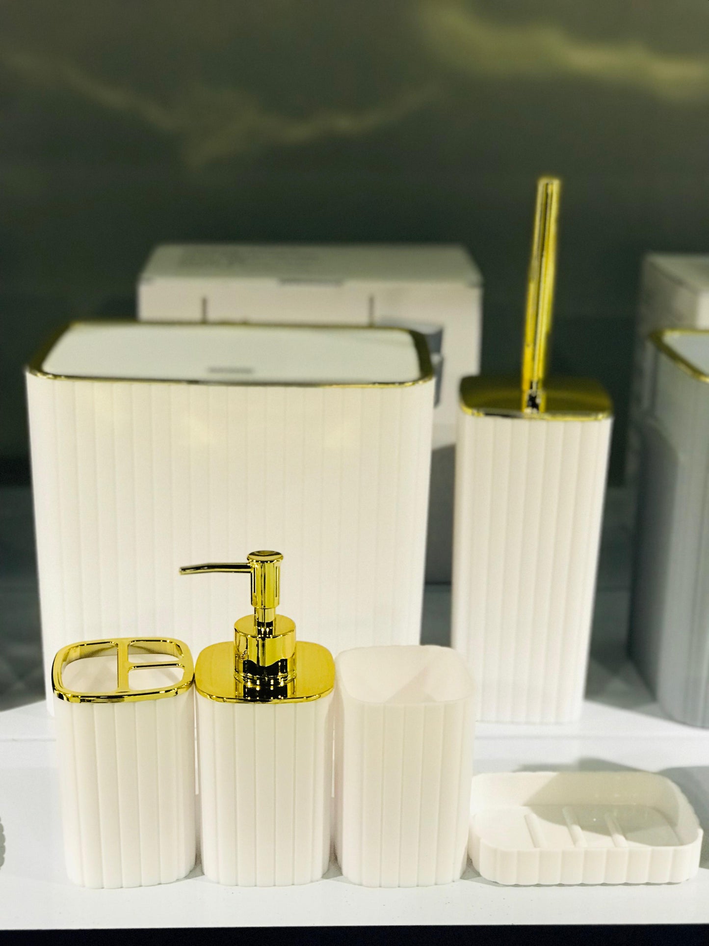 Luxury Bathroom Set – Multi Elegant Designs | Soap Dispenser, Brush Holder, Dustbin